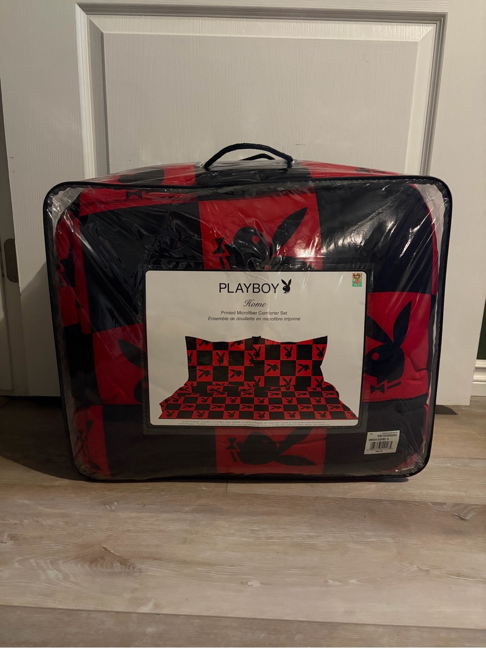 PLAYBOY Red and Black Checkerboard Microfiber Duvet Cover Set